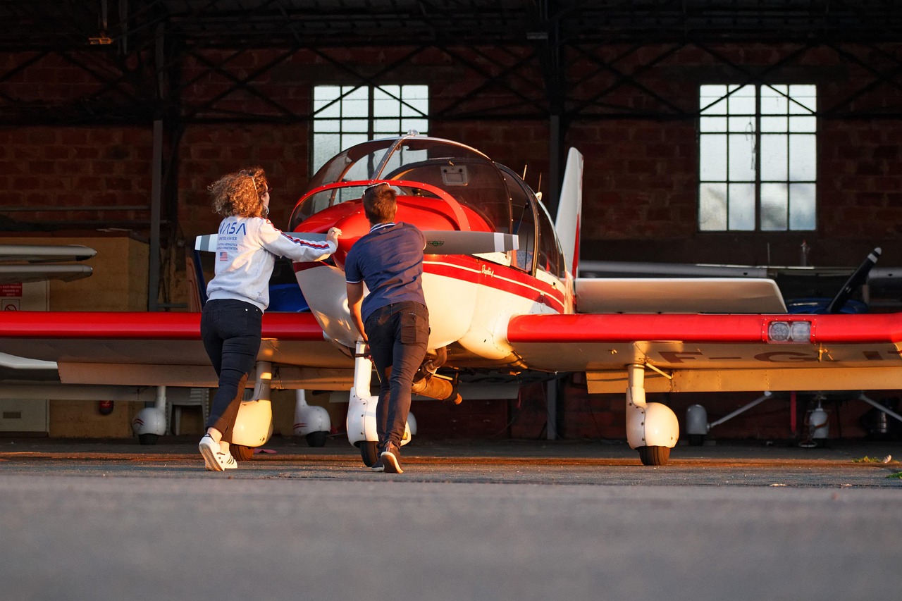 portfolio-06 general aviation, plane, tourism, flying club, robin, travel